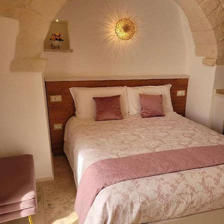 Готель Trulli Matrice Альберобелло Екстер'єр фото
